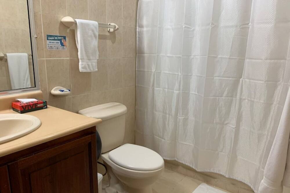 Photo of Bathroom in La Arboleda