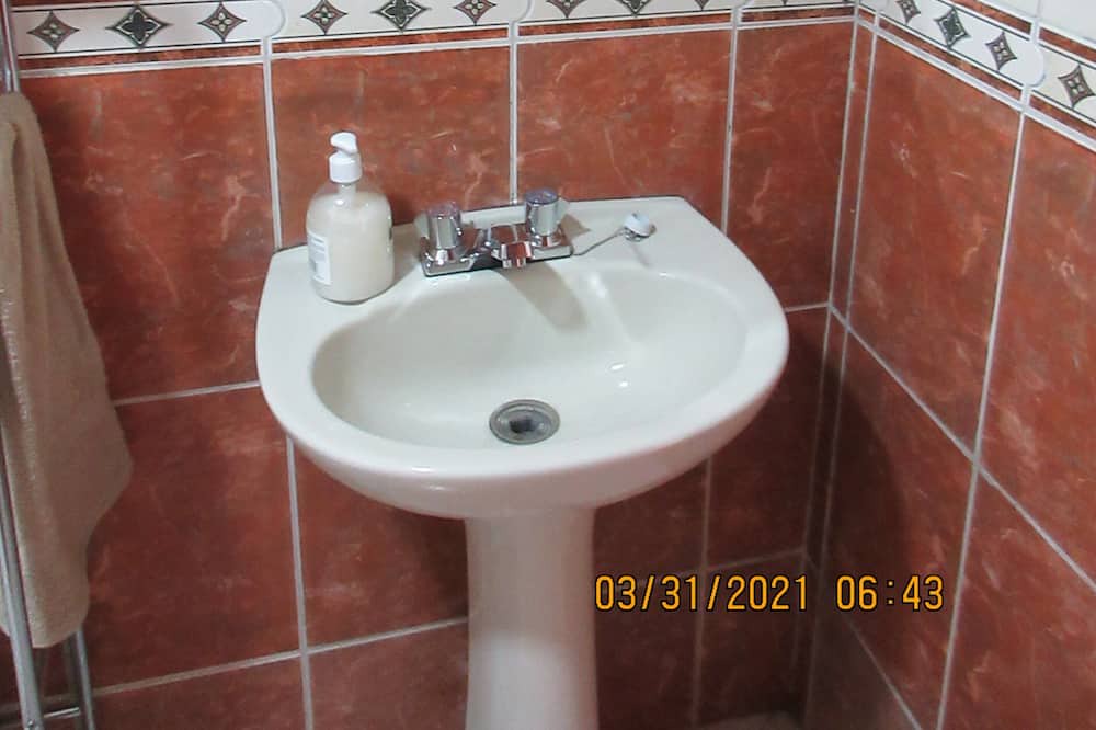 Photo of Bathroom in Los Rios