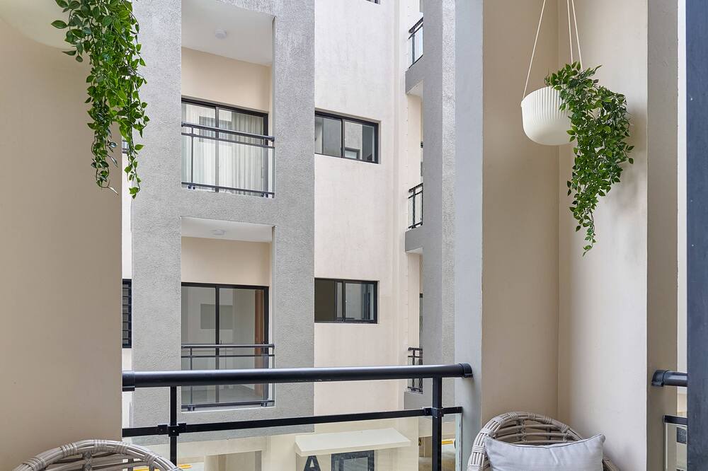 Photo of Patio Balcony in Viejo Arroyo Hondo