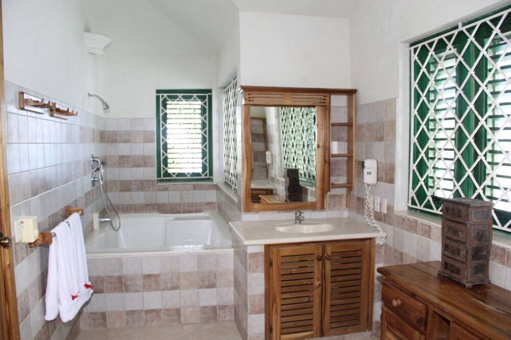 Photo of Bathroom in La Iglesia