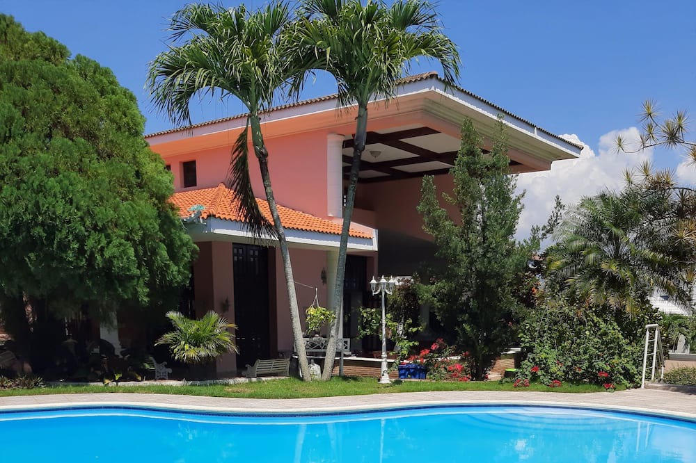 Photo of Outdoor in Santiago de los Caballeros