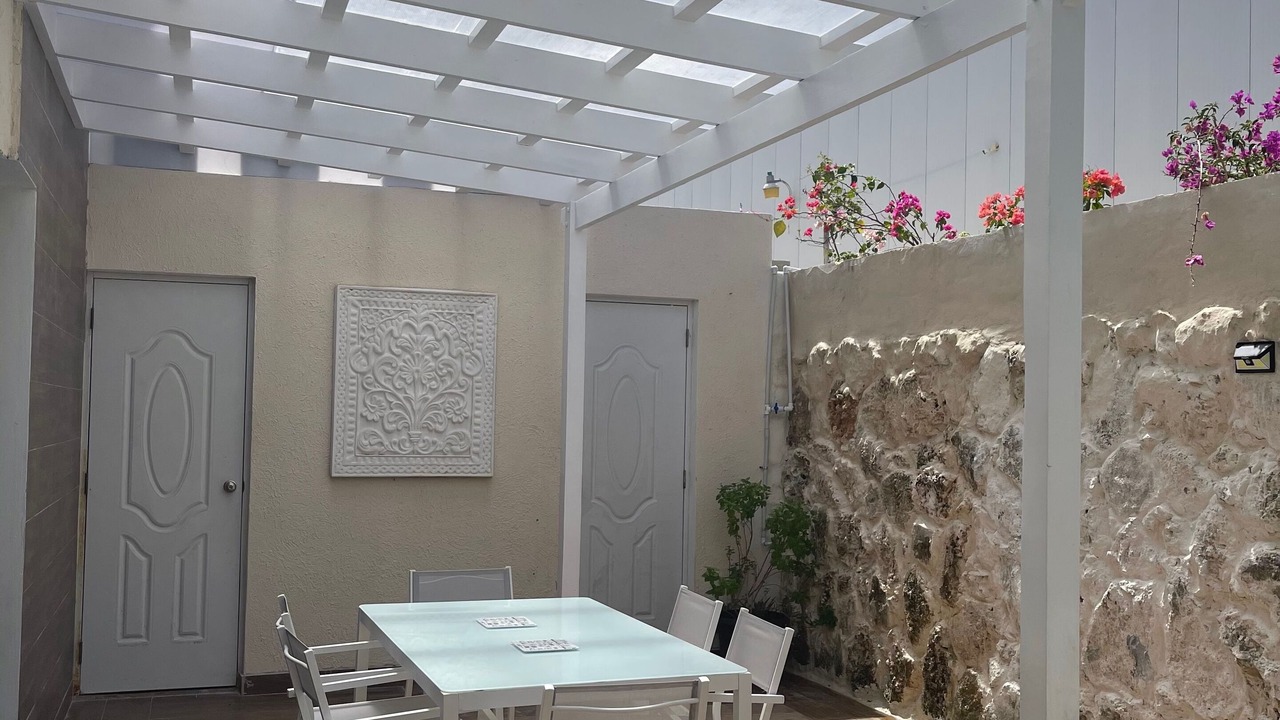 Photo of Patio Balcony in Veron