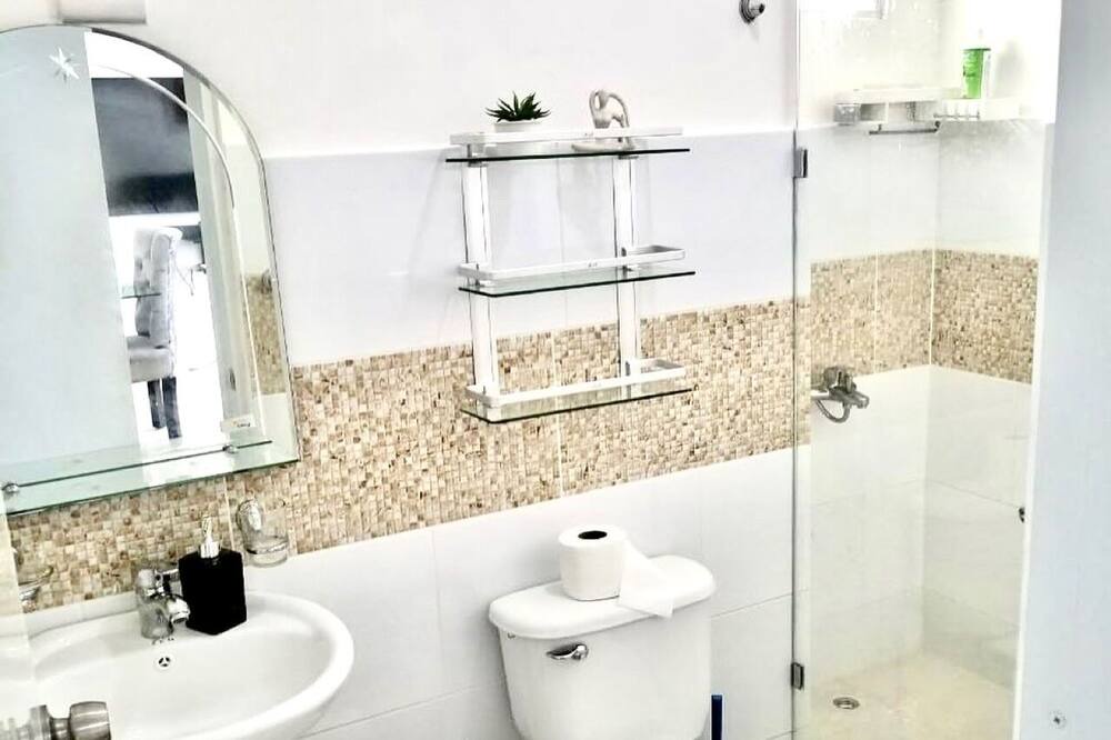 Photo of Bathroom in Licey al Medio