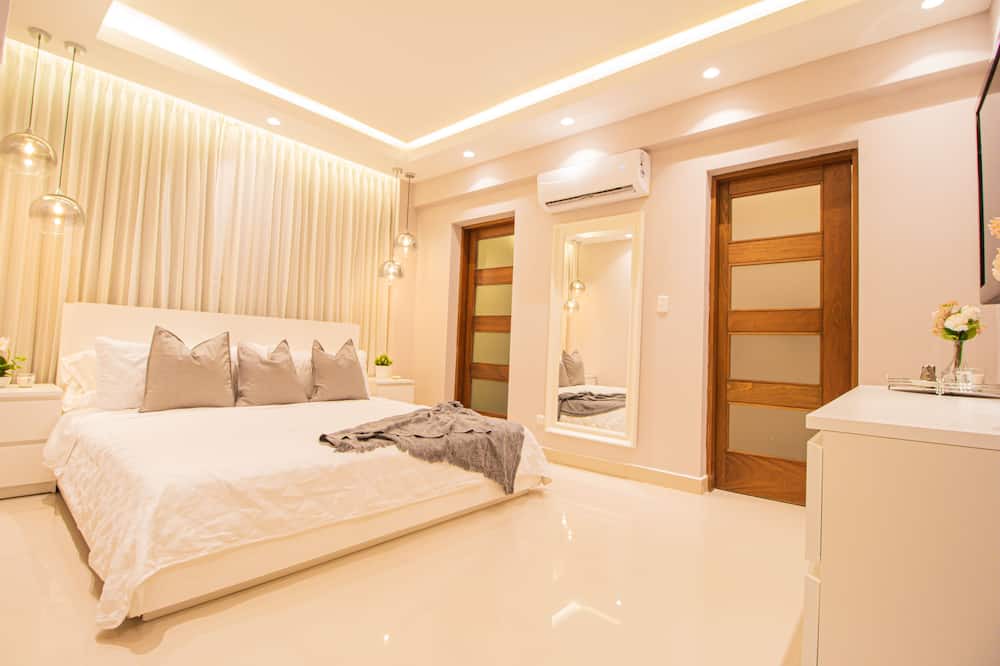 Photo of Bedroom in Viejo Arroyo Hondo