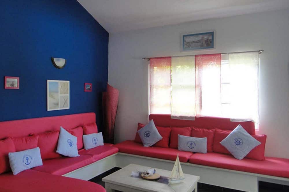 Photo of Livingroom in Urbanizacion Tavarez