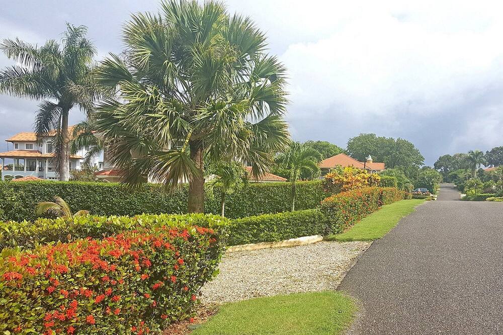 Photo of Outdoor in Urbanizacion Tavarez