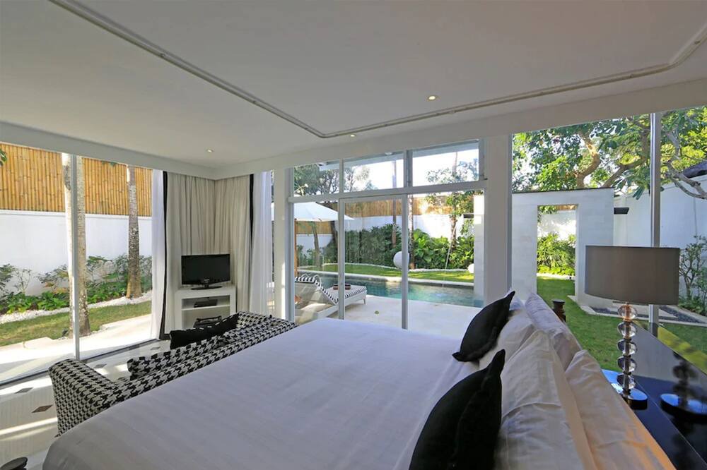 Photo of Bedroom in Drupadi