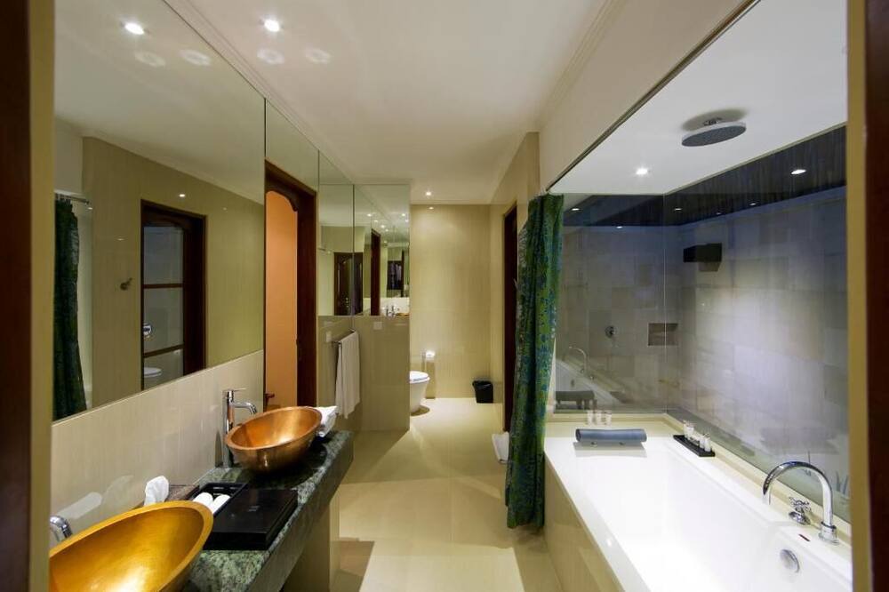 Photo of Bathroom in Drupadi