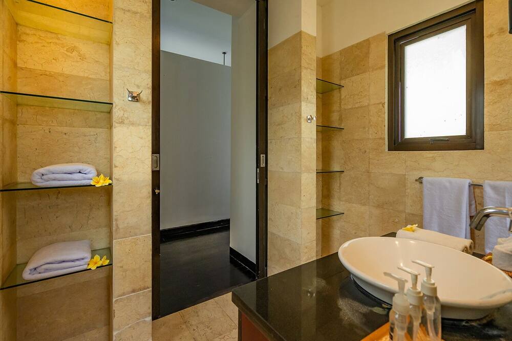 Photo of Bathroom in Jimbaran Bay