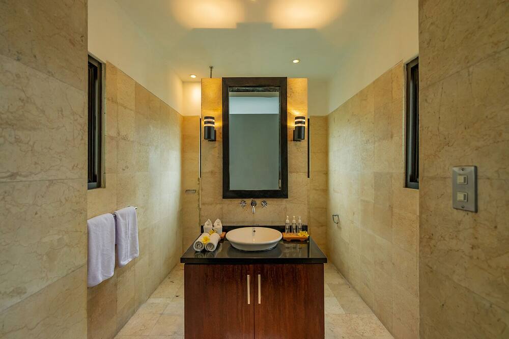 Photo of Bathroom in Jimbaran Bay