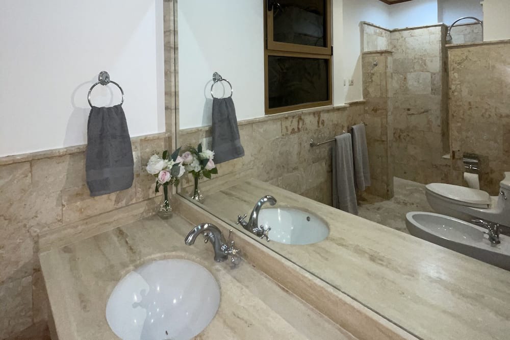 Photo of Bathroom in Casa de Campo