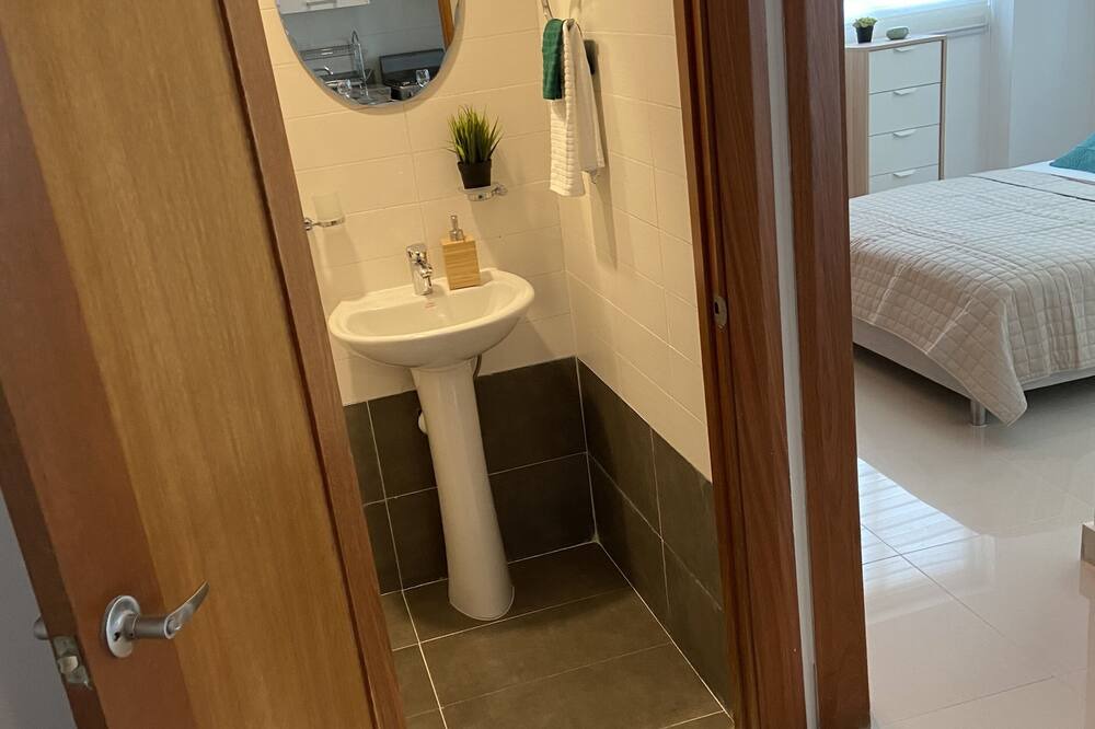 Photo of Bathroom in Serralles