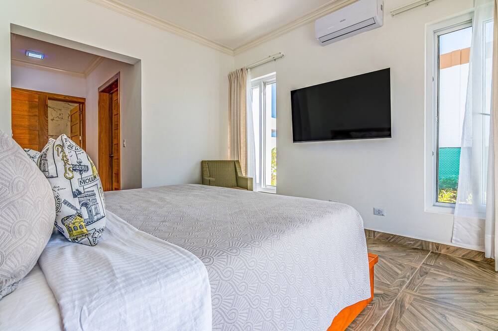 Photo of Bedroom in Los Cerros