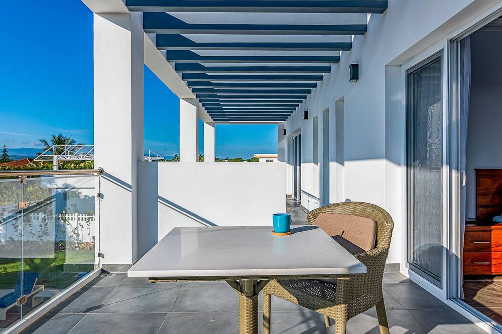 Photo of Patio Balcony in Los Cerros