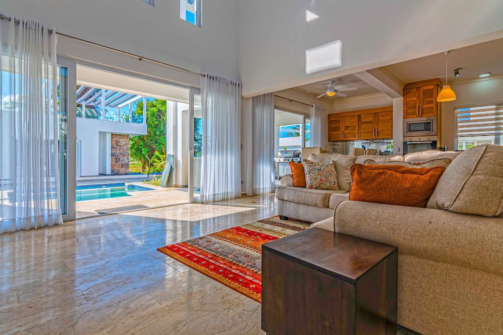 Photo of Livingroom in Los Cerros