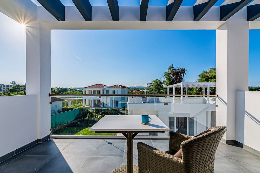 Photo of Patio Balcony in Los Cerros