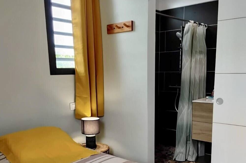 Photo of Bedroom in Pihaena