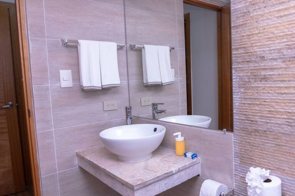 Photo of Bathroom in Barrio New York