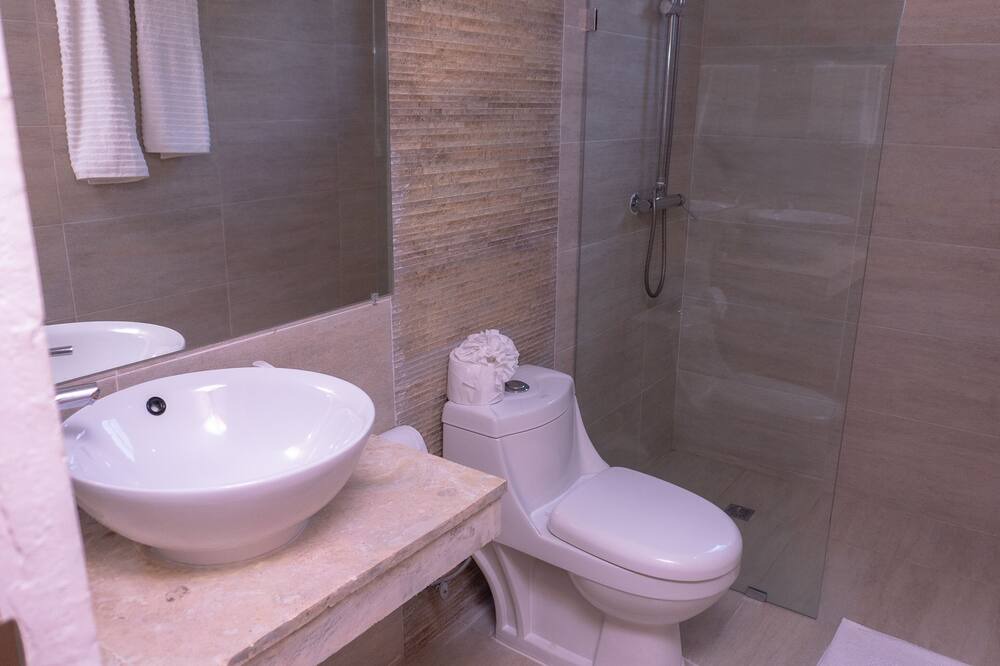 Photo of Bathroom in Barrio New York