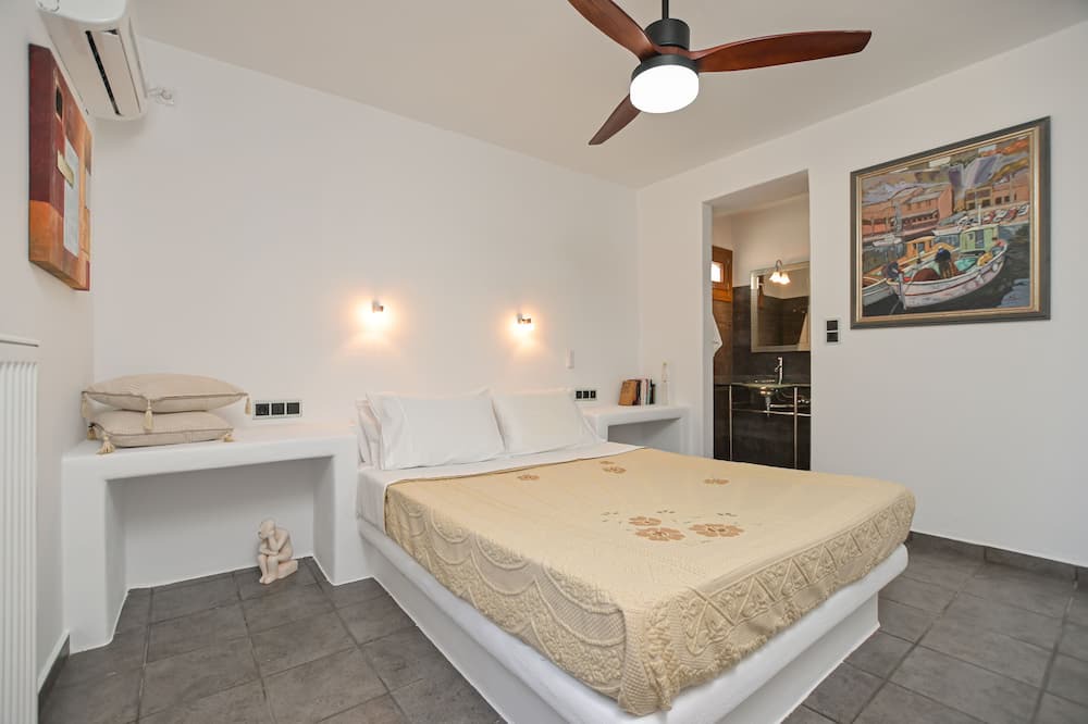 Photo of Bedroom in Stelida