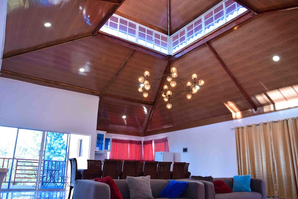 Photo of Livingroom in Constanza