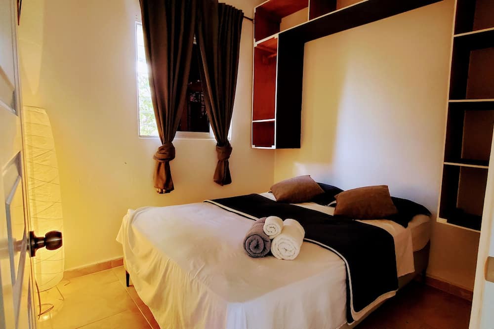Photo of Bedroom in Veron