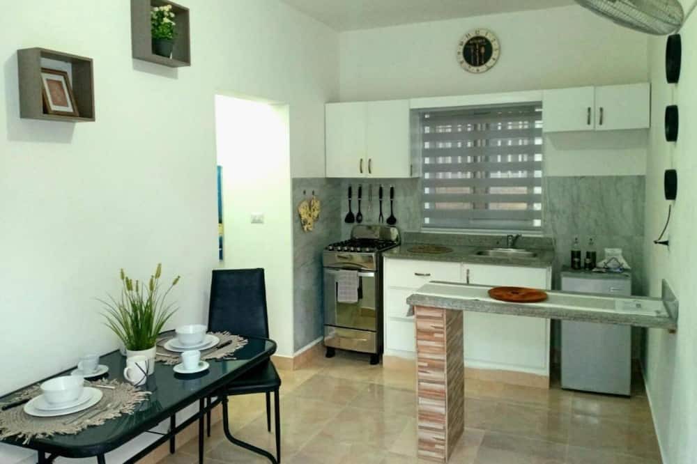 Photo of Kitchen in Veron