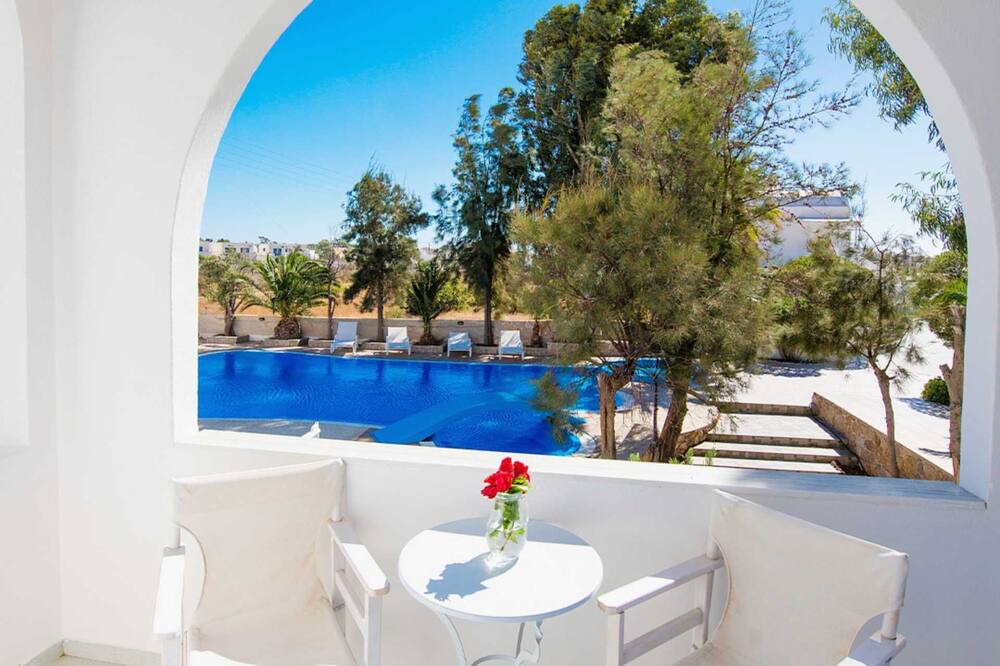 Photo of Outdoor in Perissa