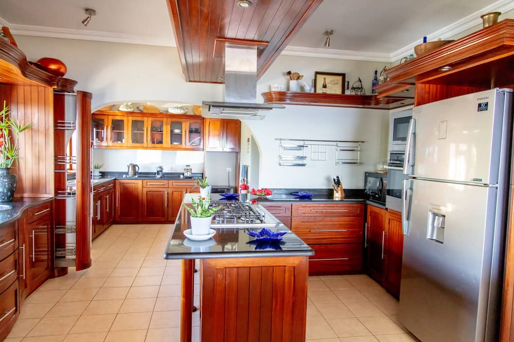 Photo of Kitchen in Glacis