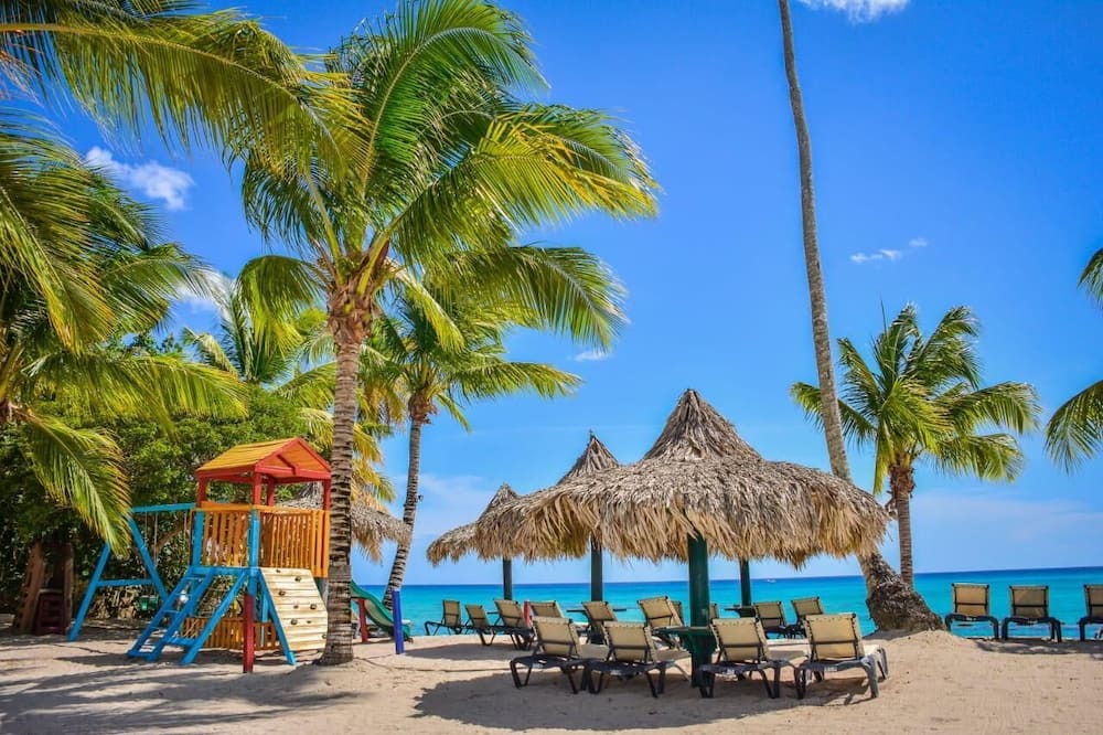 Photo of Others in Dominicus