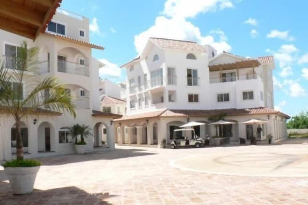 Photo of Outdoor in Dominicus
