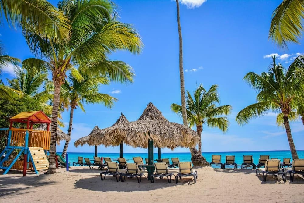 Photo of Others in Dominicus