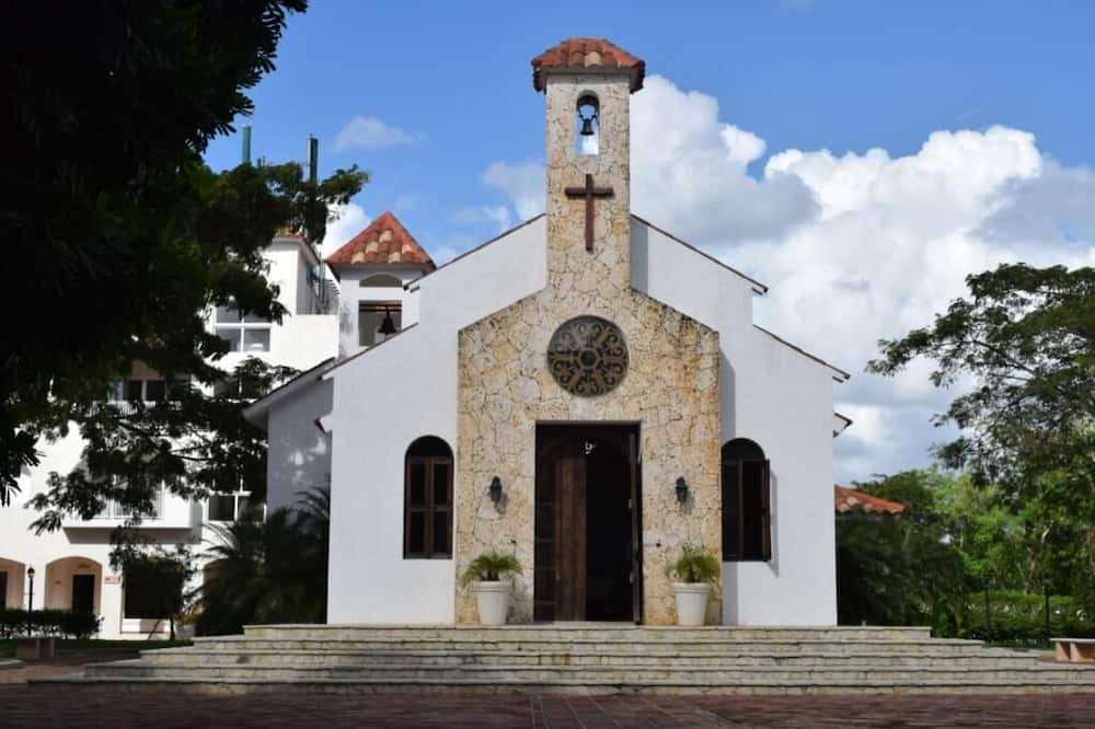 Photo of Outdoor in Dominicus