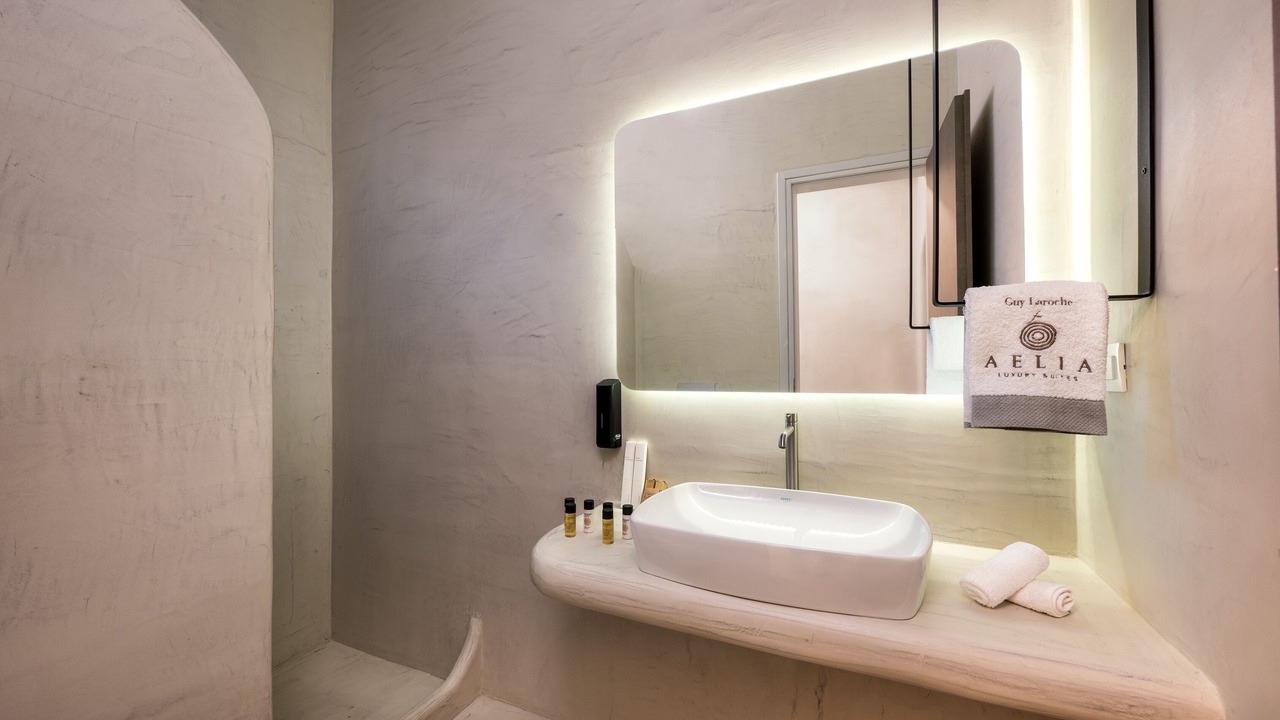 Photo of Bathroom in Karterados