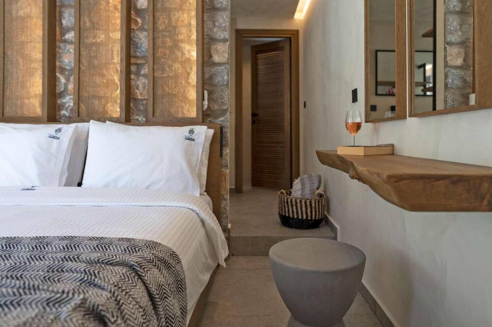 Photo of Bedroom in Lardos