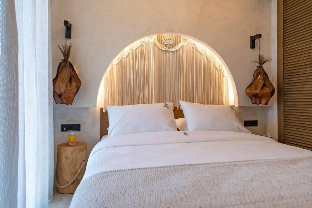 Photo of Bedroom in Lardos
