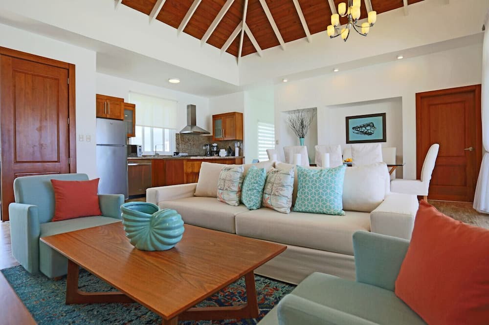 Photo of Livingroom in Playa Chiquita