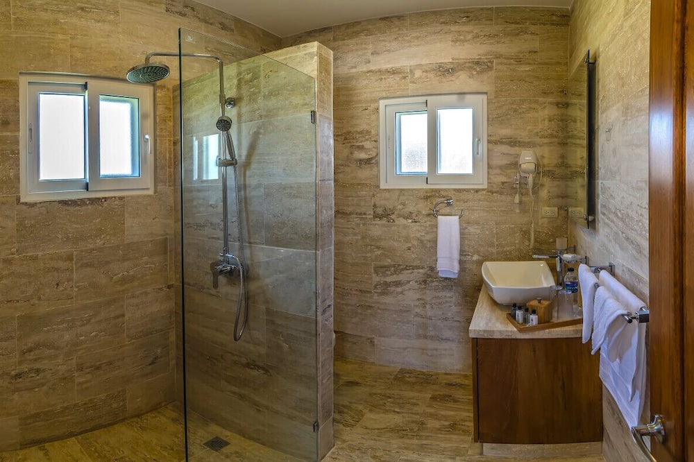 Photo of Bathroom in Playa Chiquita