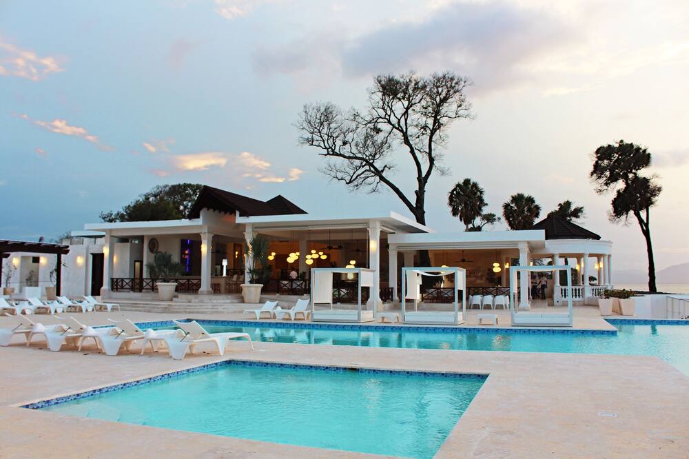 Photo of Outdoor in Los Brazos