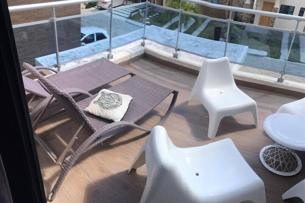 Photo of Patio Balcony in Veron