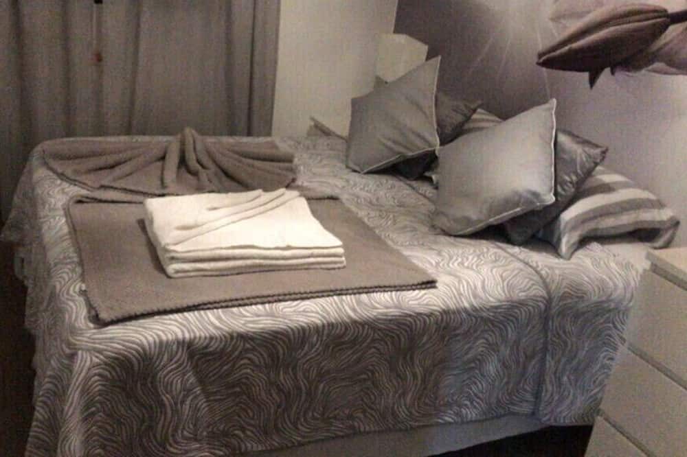 Photo of Bedroom in Veron