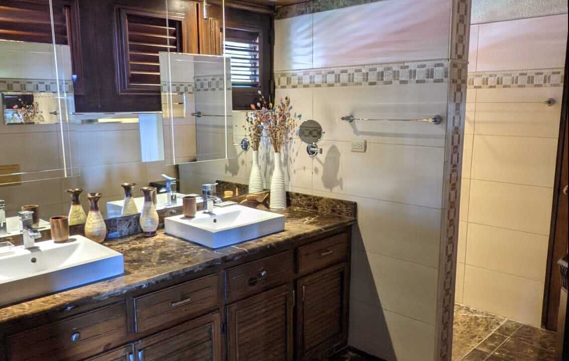 Photo of Bathroom in Enriquillo