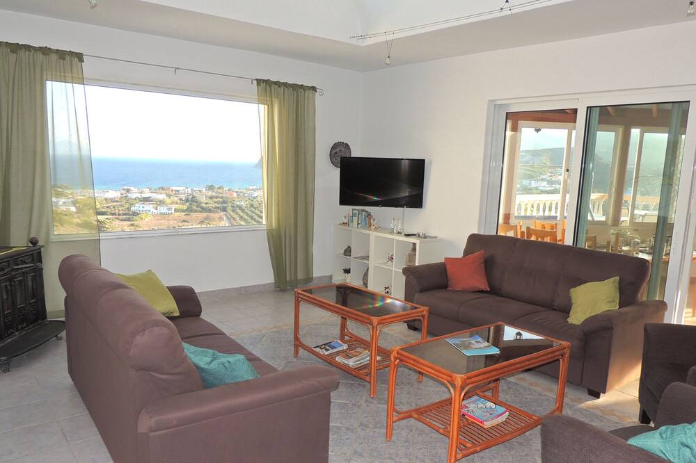 Photo of Livingroom in Kefalos