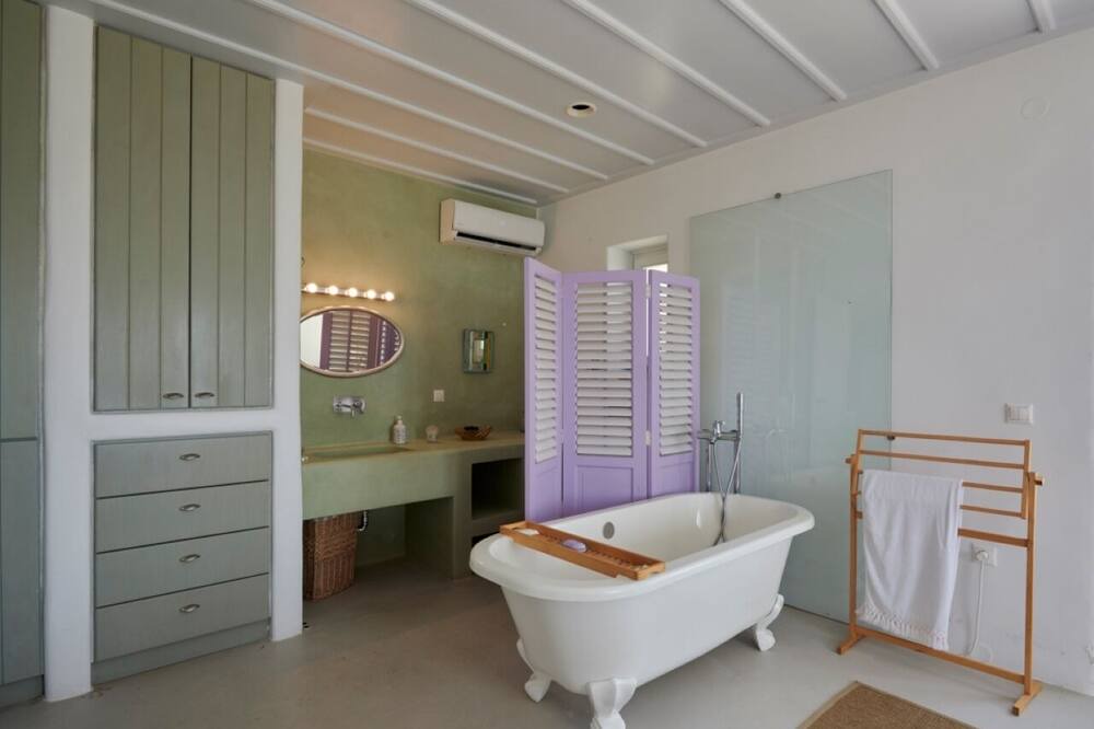 Photo of Bathroom in Tinos Town