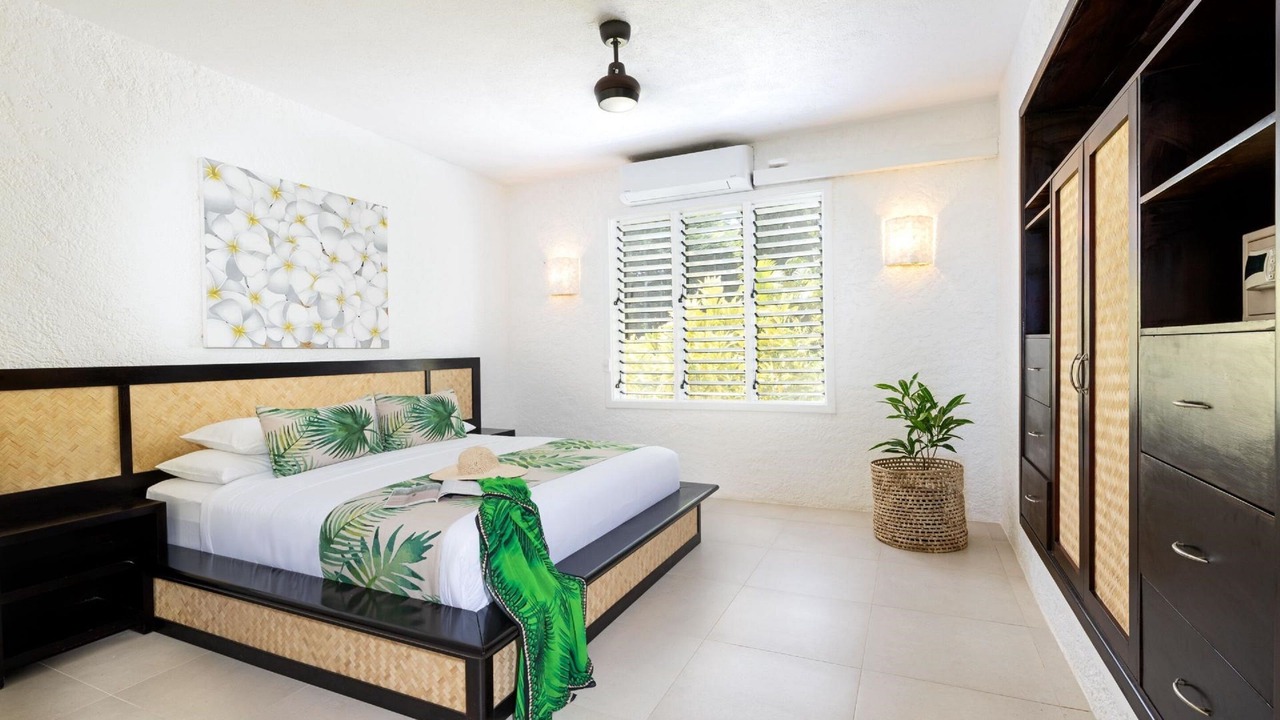 Photo of Bedroom in Malolo Lailai Island