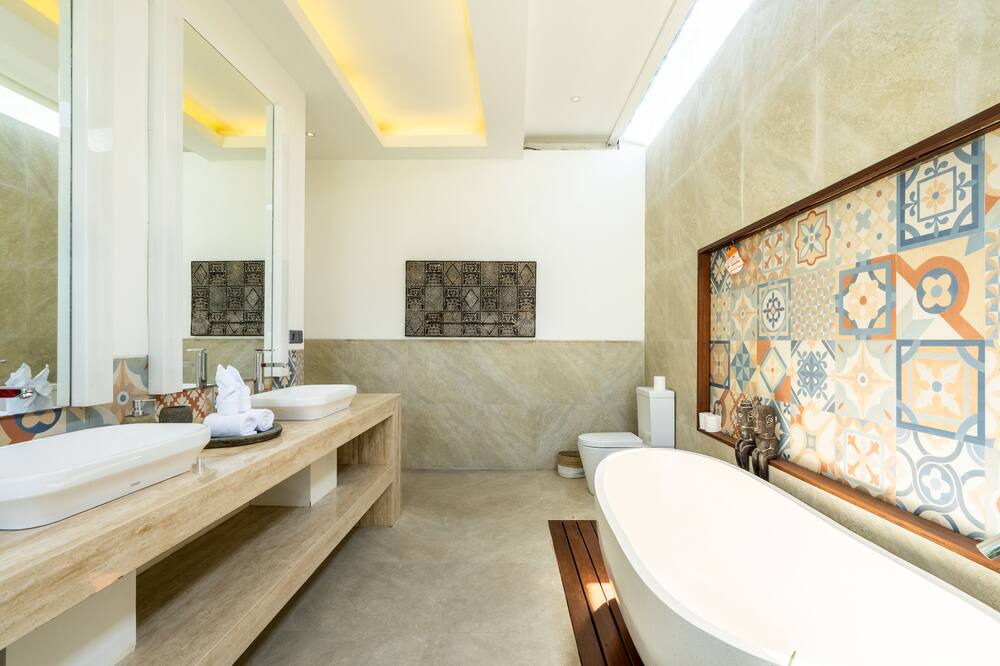 Photo of Bathroom in Tumbak Bayuh