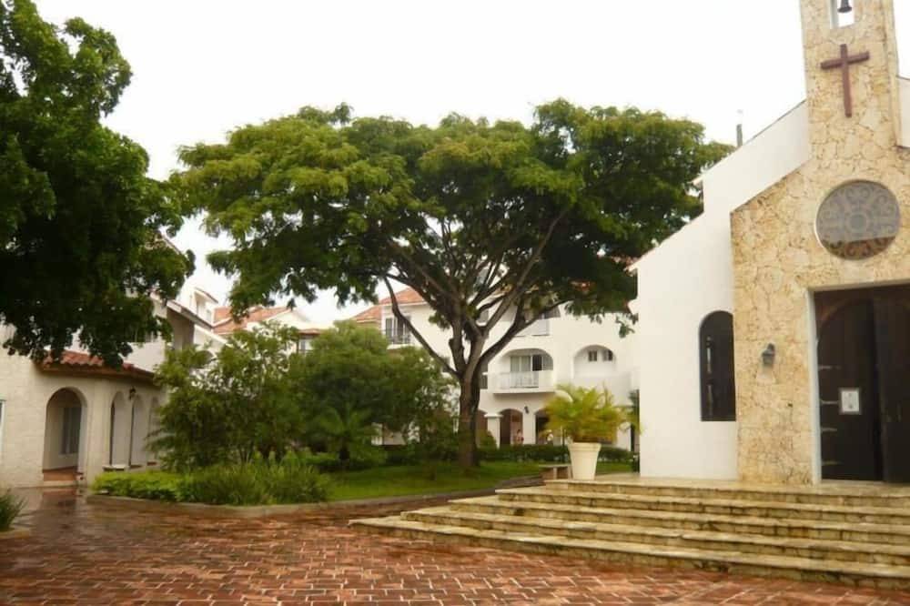 Photo of Outdoor in Dominicus