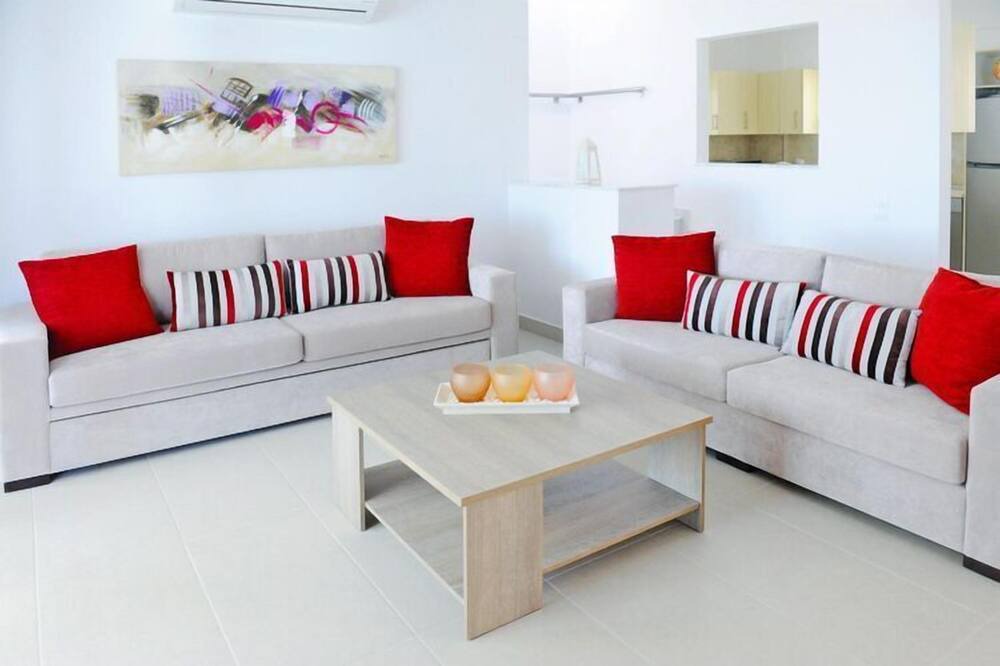 Photo of Livingroom in Gennadi