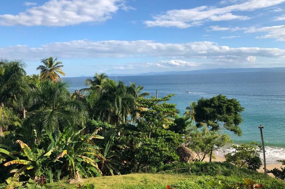 Photo of Others in Samana