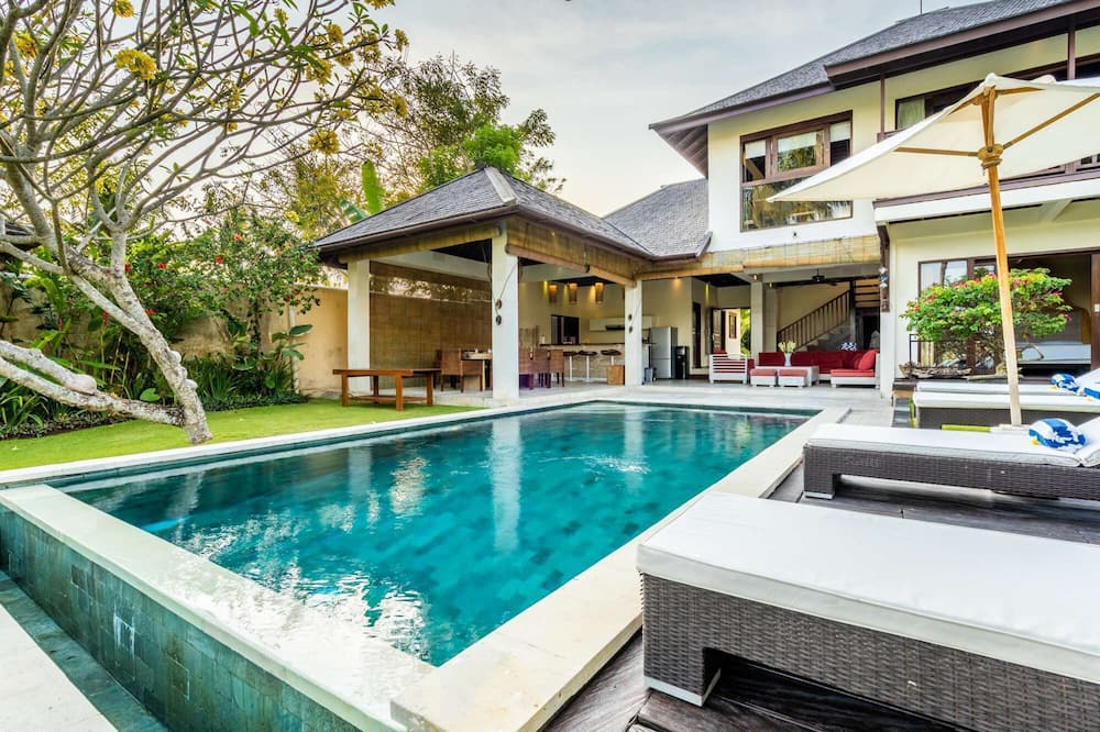 Photo of Outdoor in Suraberata